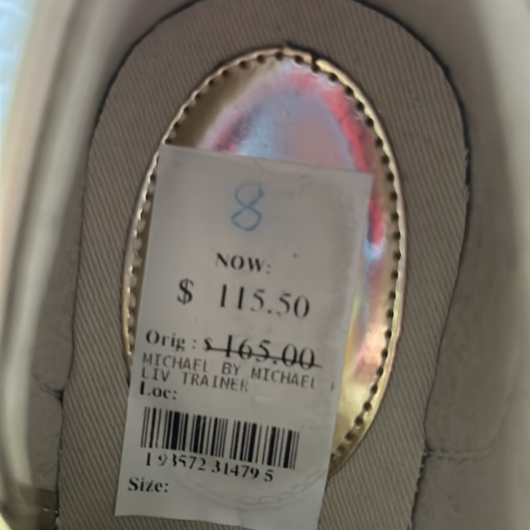 Sneakers - Picture 4 of 6